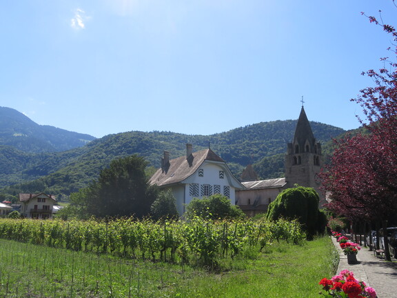 Городок Эгль