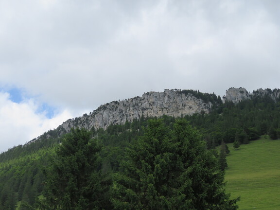 Скалы Эгиль-де-Больм
