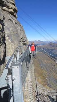 Прогулка над пропастью: Thrill Walk на вершине Шильтхорна