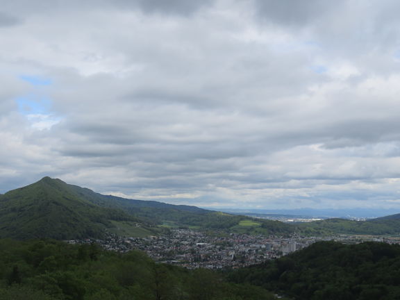 Вид на массив Юра и Баден с башни в Балдегге