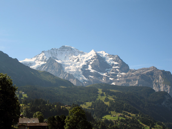 Гора Юнгфрау