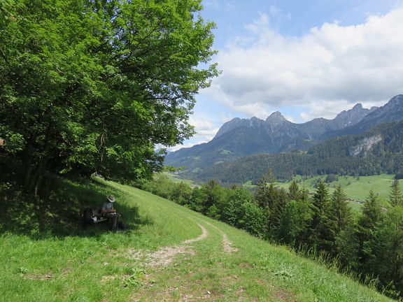Вид на долину где-то между Шато д'Э и Россиньер