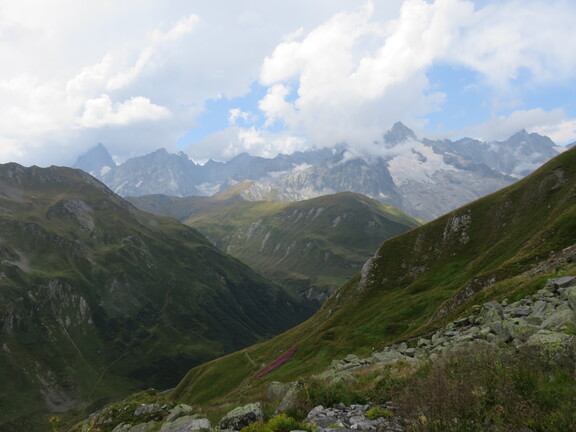 Спуск в долину через План-де-ла-Шо