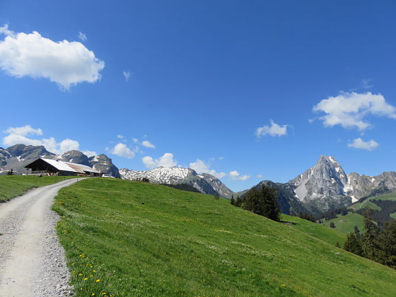 Эггли: появляется вершина Гуммфлу