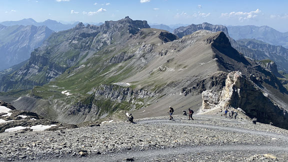 Перевал Хохтюрли: вид на долину Кандерталь