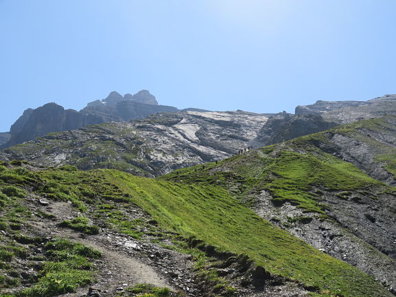 Начинается вулканический пейзаж