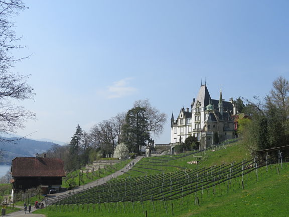 Замок Меггенхоф в стиле Шамбор