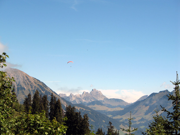 Планерист в окрестностях Лезена