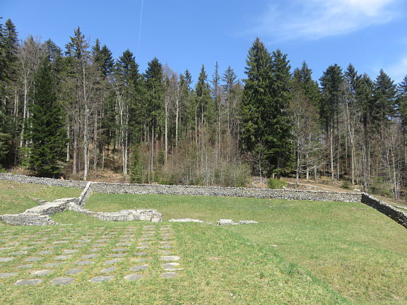 Картезианский монастырь Нотр-Дам д'Ужон (XII век)