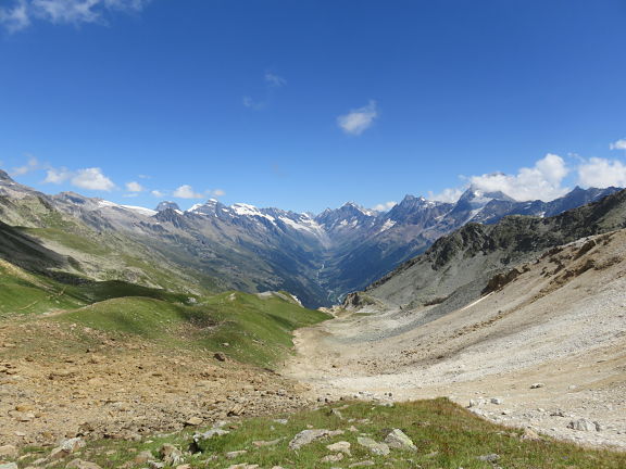 Вид с перевала на долину Леченталь