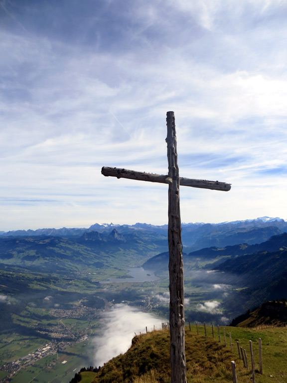 Вид с Риги-Кульм на двухглавый Митен