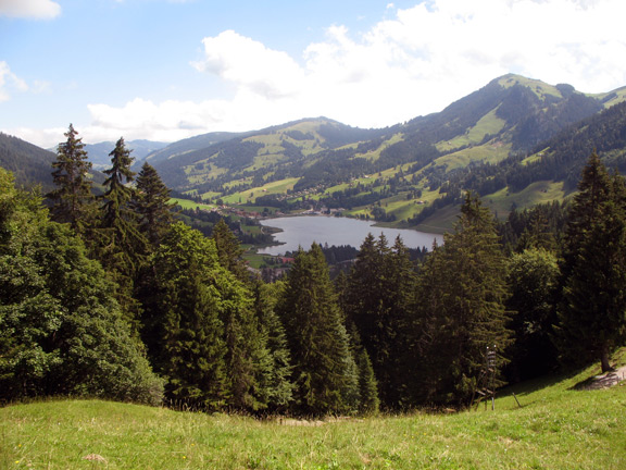 Черное озеро