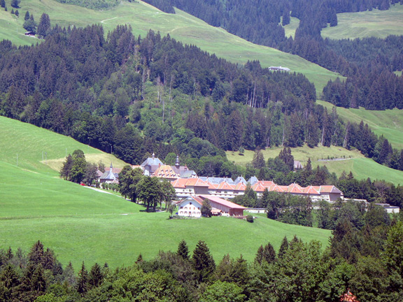 Мужской монастыры Валсент