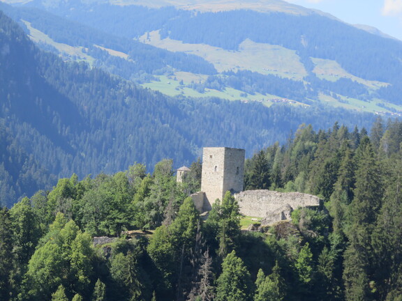 Замок Йоргенберг