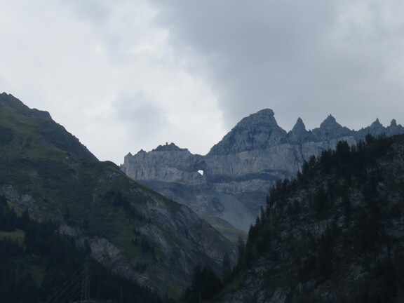 Дыра Мартинслох над Эльмом