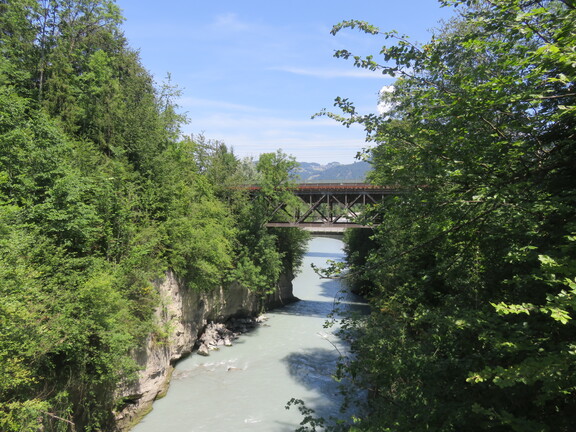 Переход через реку