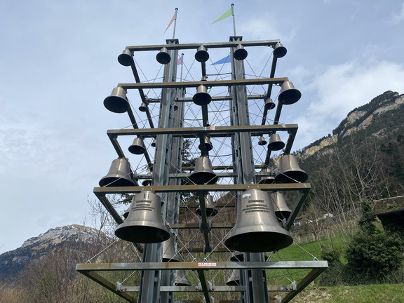 Самый болышой карильон Швейцарии