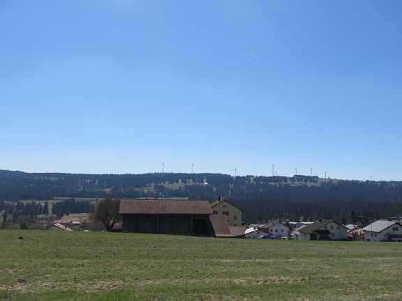 Гора Мон-Солей со стороны деревни Ле-Бреле