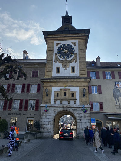 Часовая башня Бернтор