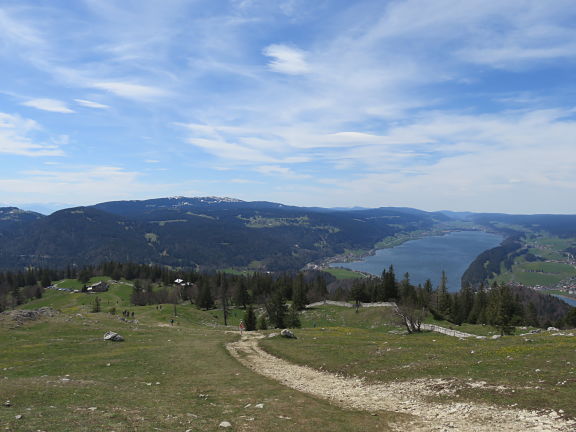 Озеро Жу и перевал Маршерю - вид с вершины