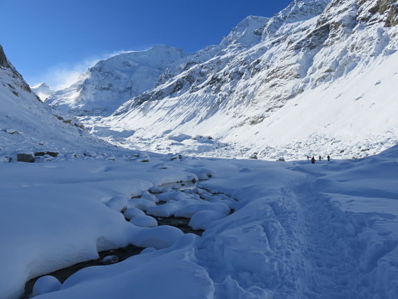 Замерзшая река Навизанс
